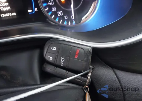 2016 Chrysler 200 Limited from USA, damaged, VIN 1C3CCCAB5GN107035